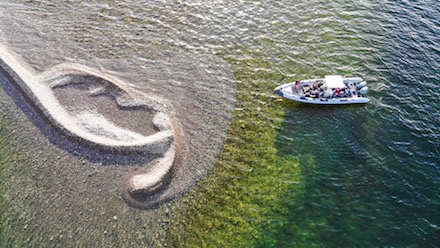 Drönarbild på RIB båten intill Lillelandshuvud